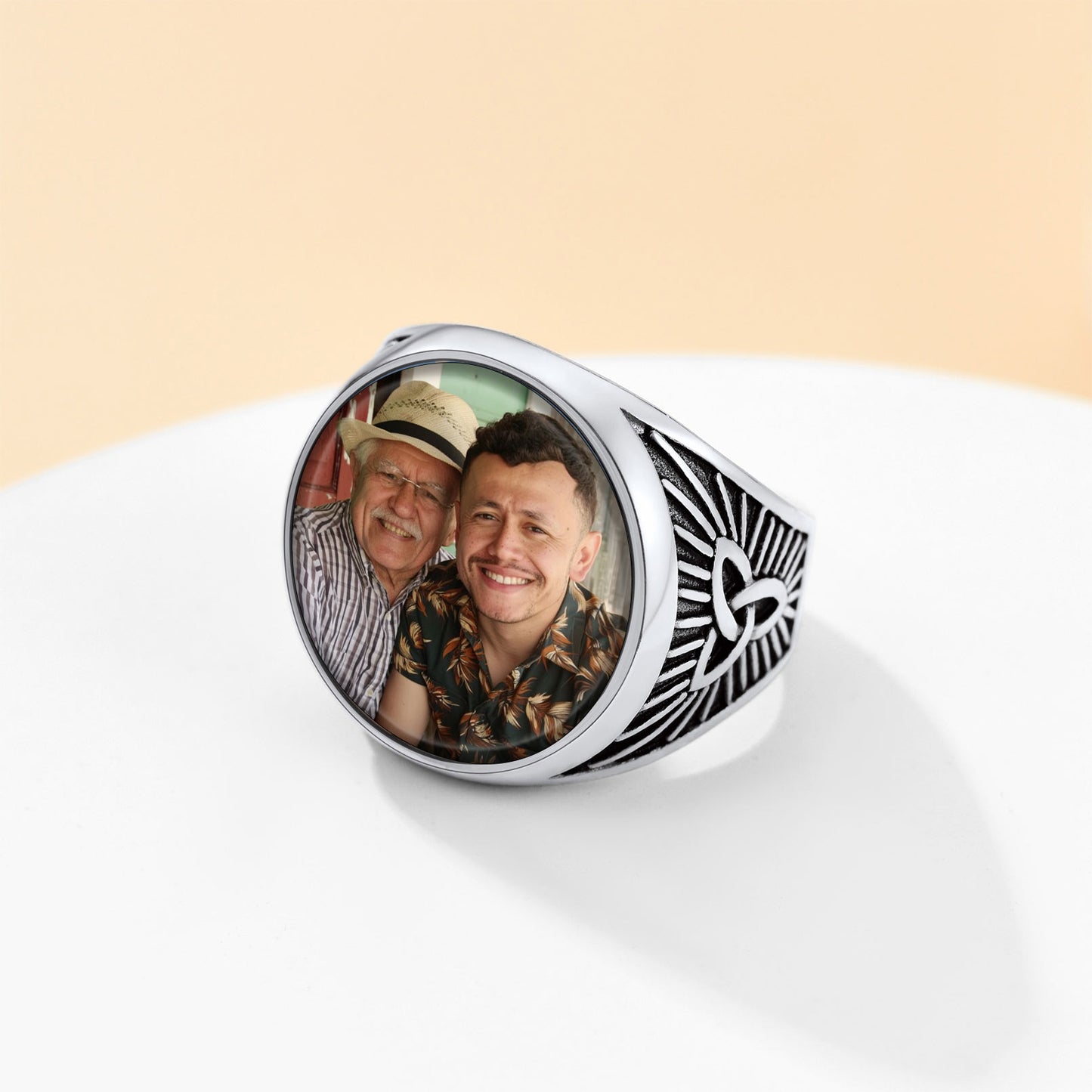 Custom4U Personalized Celtic Knot Round Signet Ring with Picture