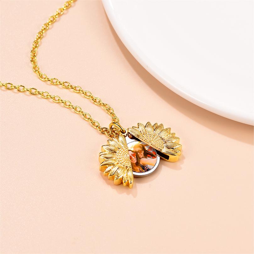 Custom4U Customized Sunflower Locket Necklace with Photo