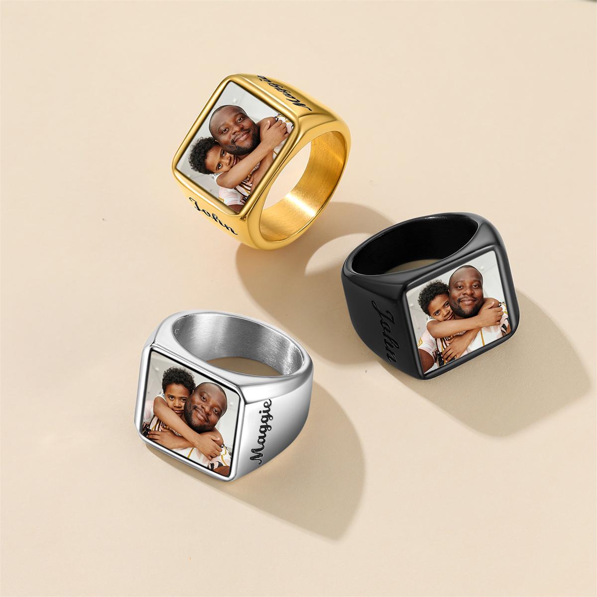 Custom4U Picture Signet Ring with Names 3 Colors
