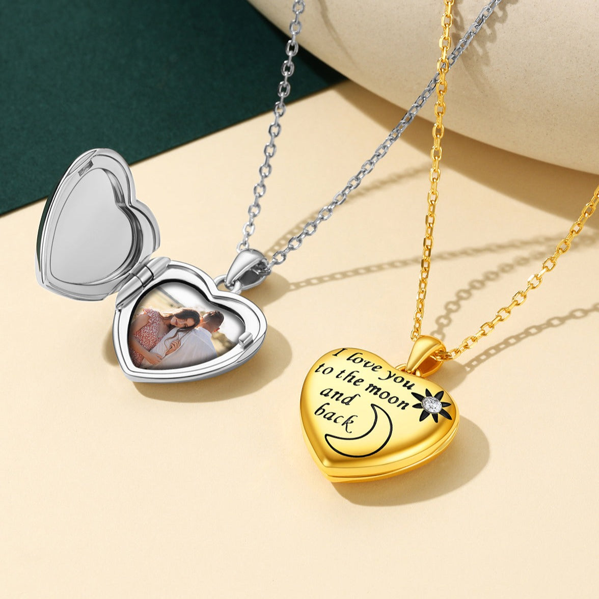 Custom4U Locket Necklace with Pictures 